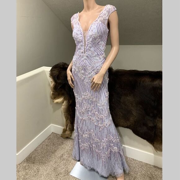 Gorgeous  Custom Embroidered Floral Lace With Beads & Sequins Fishtail Gown - Picture 3 of 15